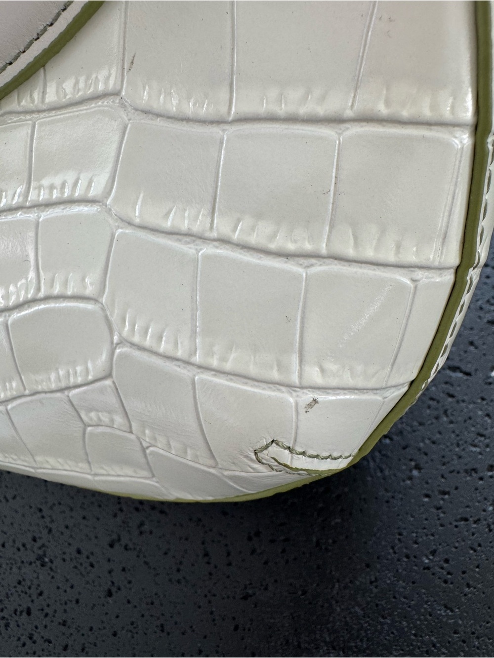 HANWEN NEW YORK Nino Crossbody Clutch Bag Croc-Embossed Calfskin Cream Olive - Picture 7 of 10